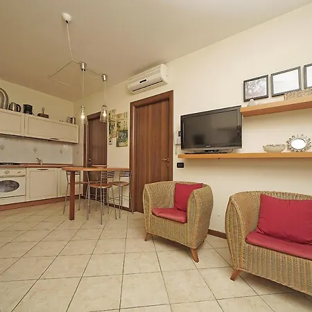 Gardagate - Borgo Delle Colline Apartment Manerba del Garda